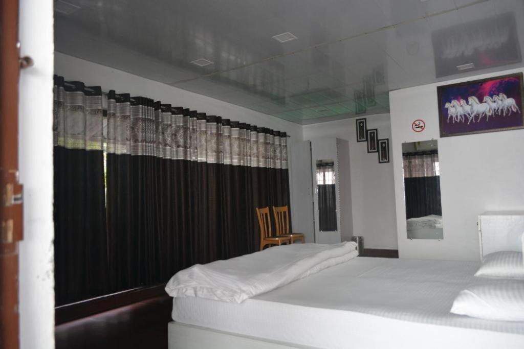 Riverside Resort Lansdowne Exterior foto