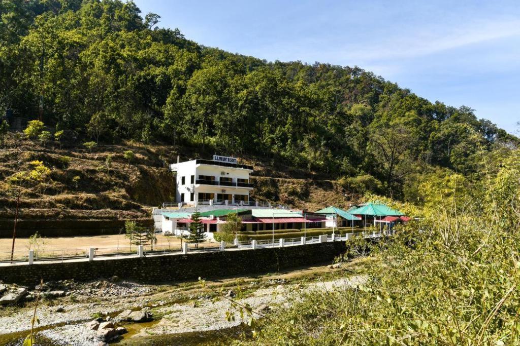 Riverside Resort Lansdowne Exterior foto